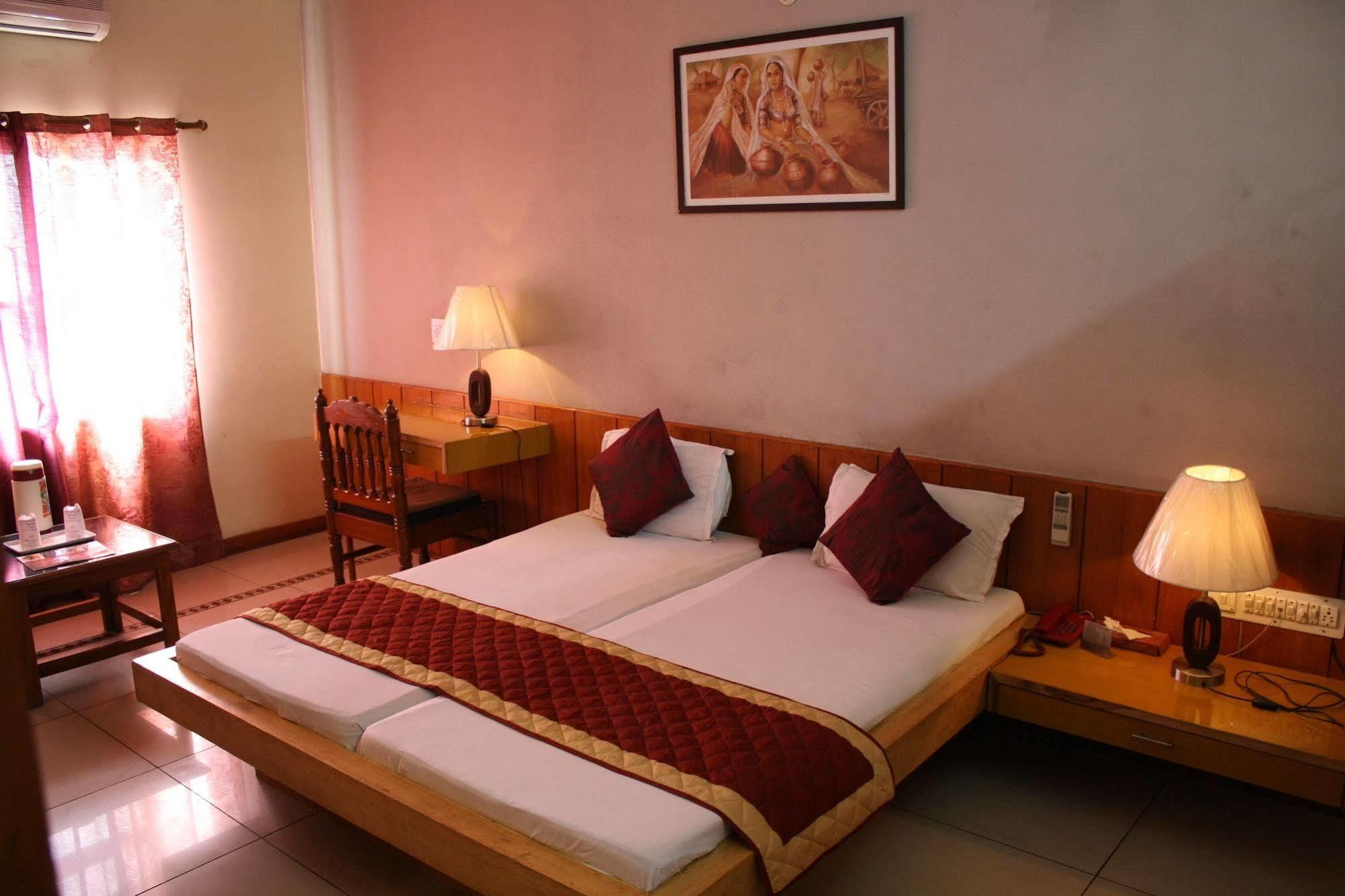 ג'איפור Hotel Shalimar מראה חיצוני תמונה